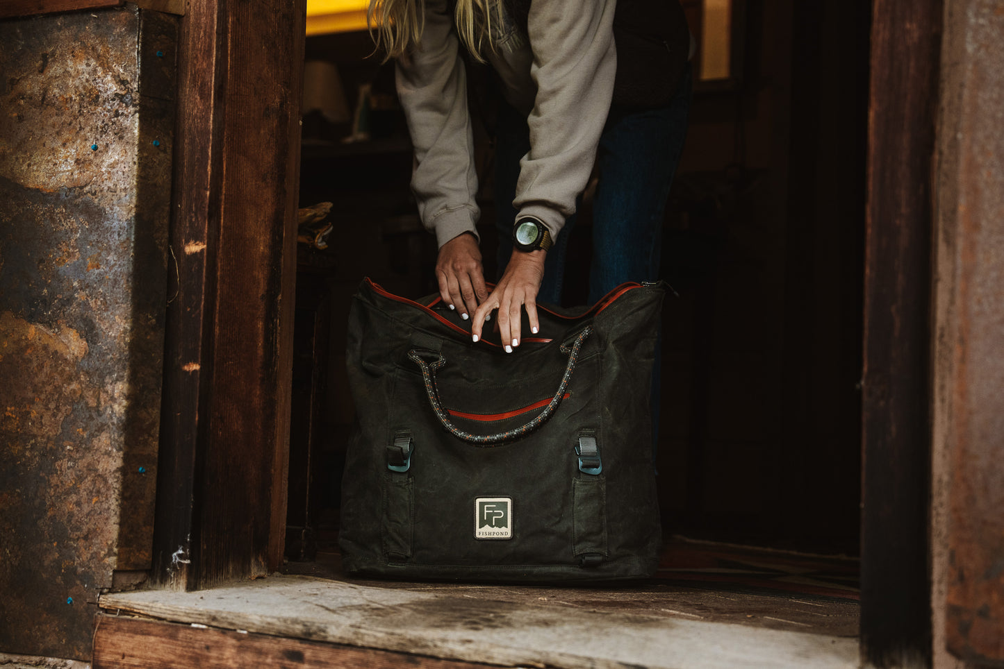 horse thief tote